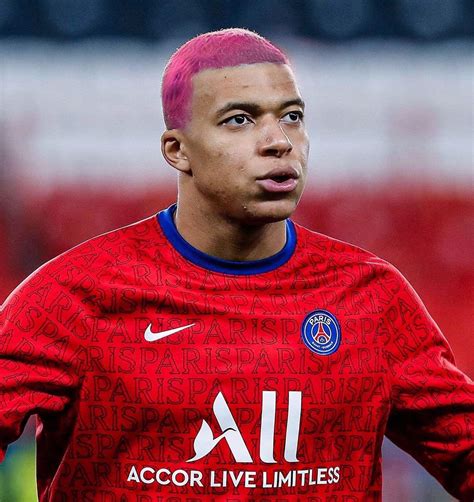 Mbappe pink hair - Neymar has ditched the pink look for a shaved head Neymar, 28, posted the photo of his new look to his 133 million Instagram followers. Mourinho - who once told his players that shaving their heads meant they were "ready to go to war" - got rid of his locks after falling asleep at the barbers.